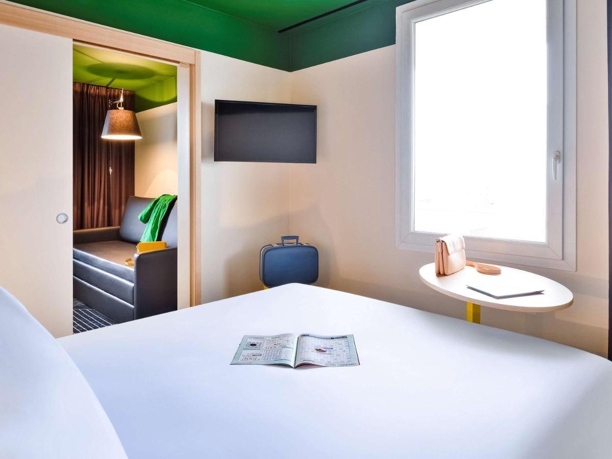 Ibis Styles Lyon Meyzieu Arena Stadium Exterior photo