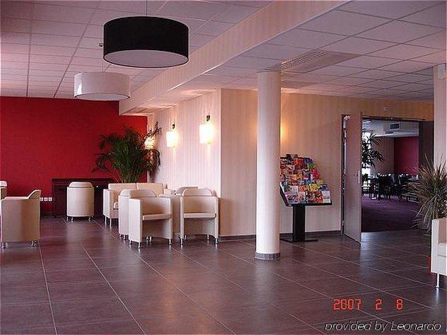 Ibis Styles Lyon Meyzieu Arena Stadium Interior photo