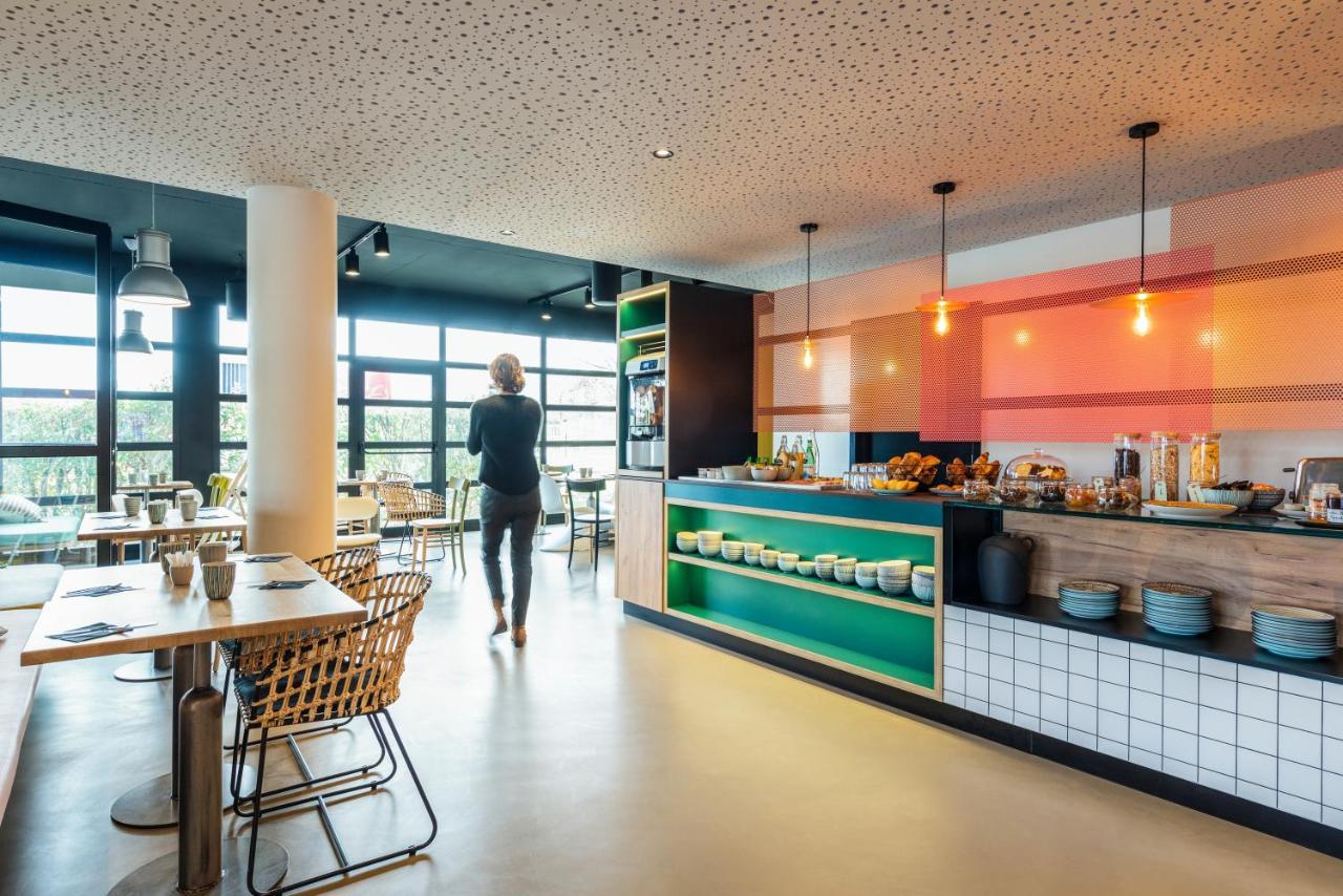 Ibis Styles Lyon Meyzieu Arena Stadium Exterior photo