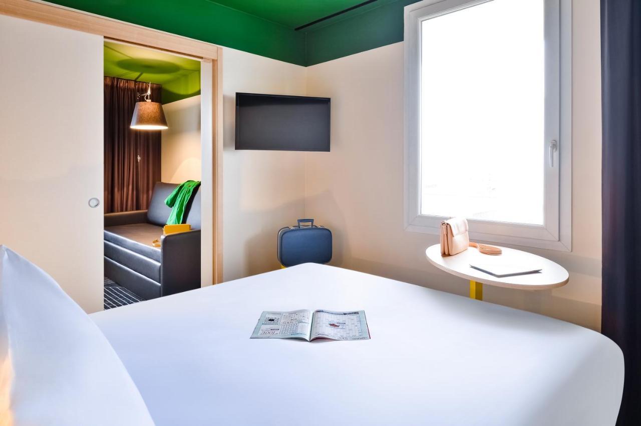 Ibis Styles Lyon Meyzieu Arena Stadium Exterior photo